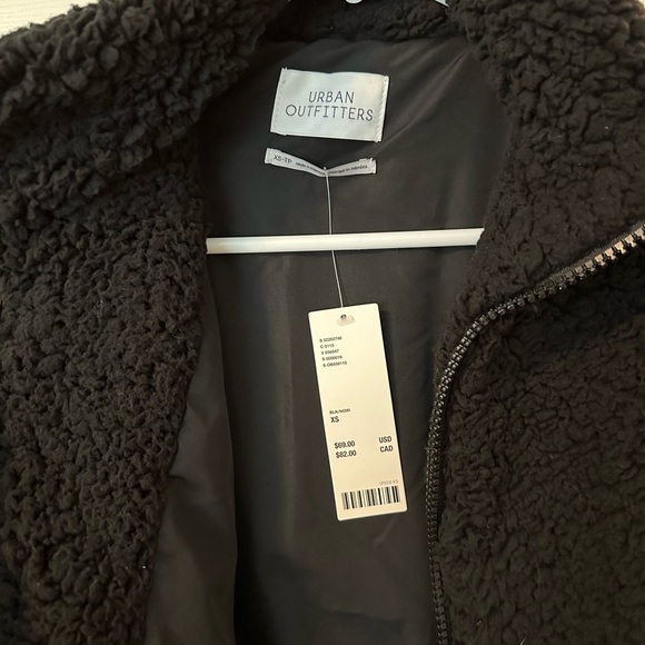 Urban Outfitters Sherpa Jacket (Black/XS) - Picture 4 of 5
